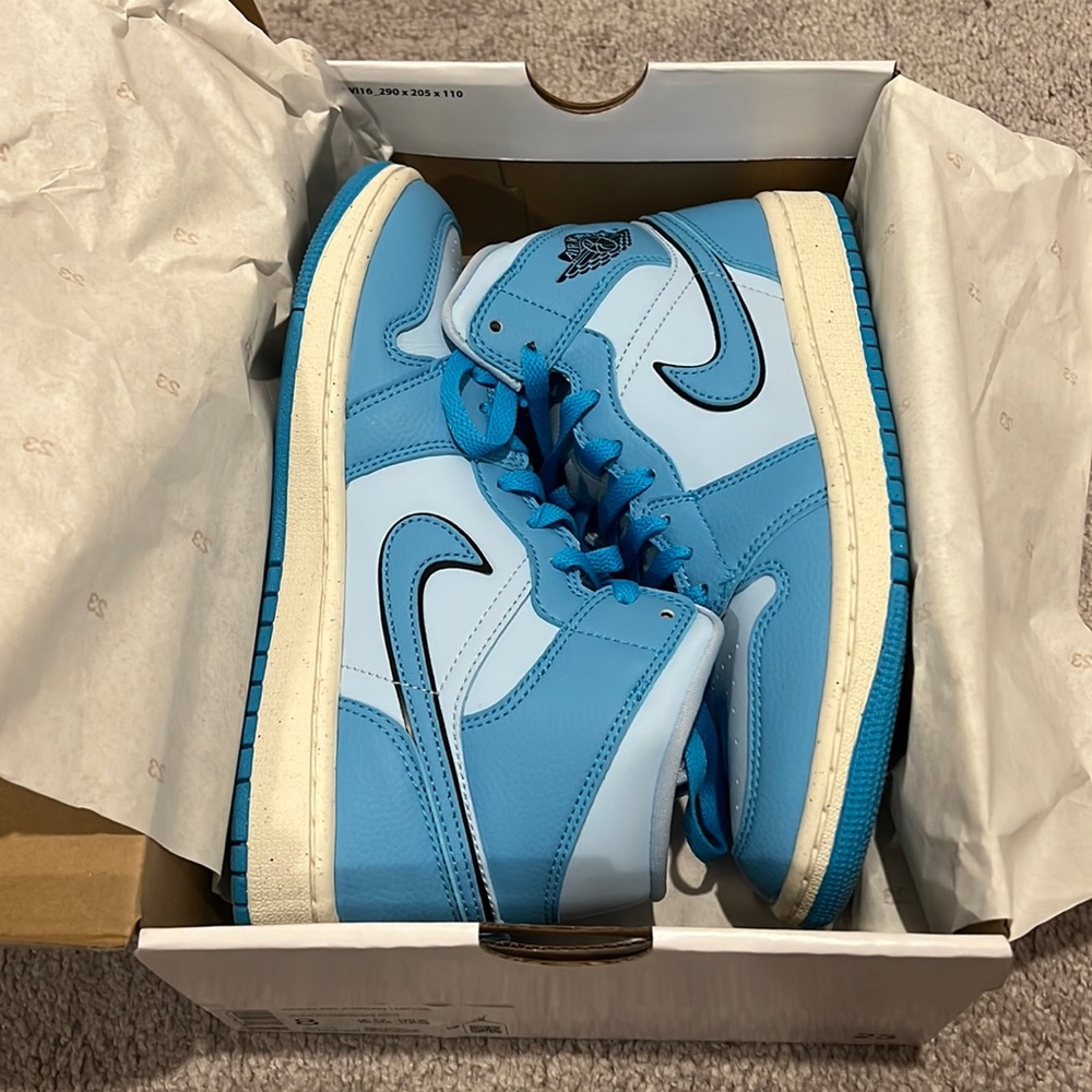 Air Jordan.